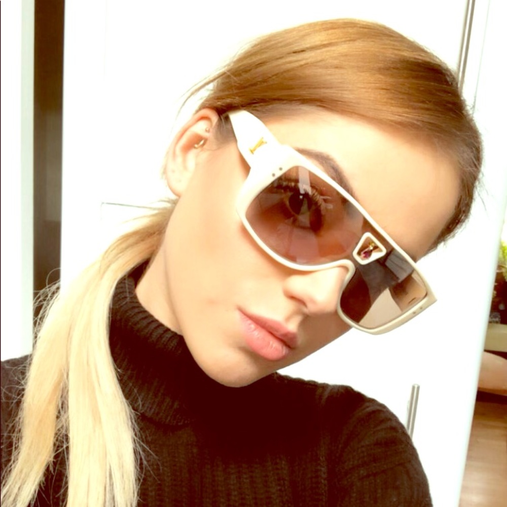 Authentic Louis Vuitton sunglasses